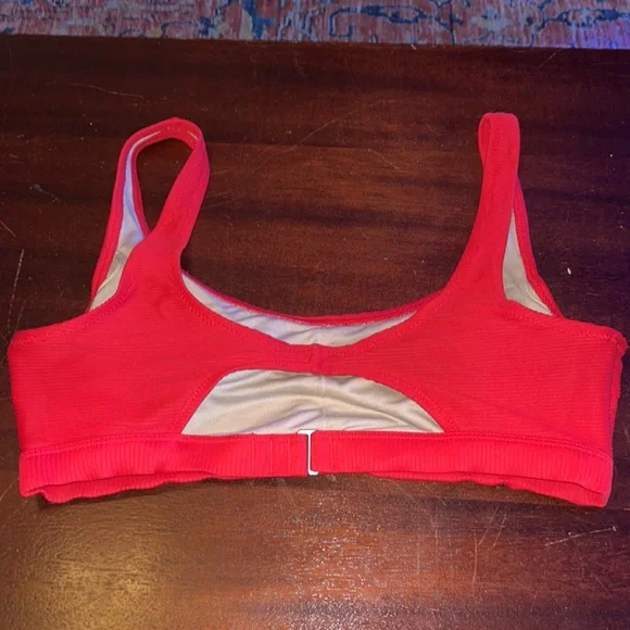 Old Navy Ribbed Bikini - Picture 7 of 9